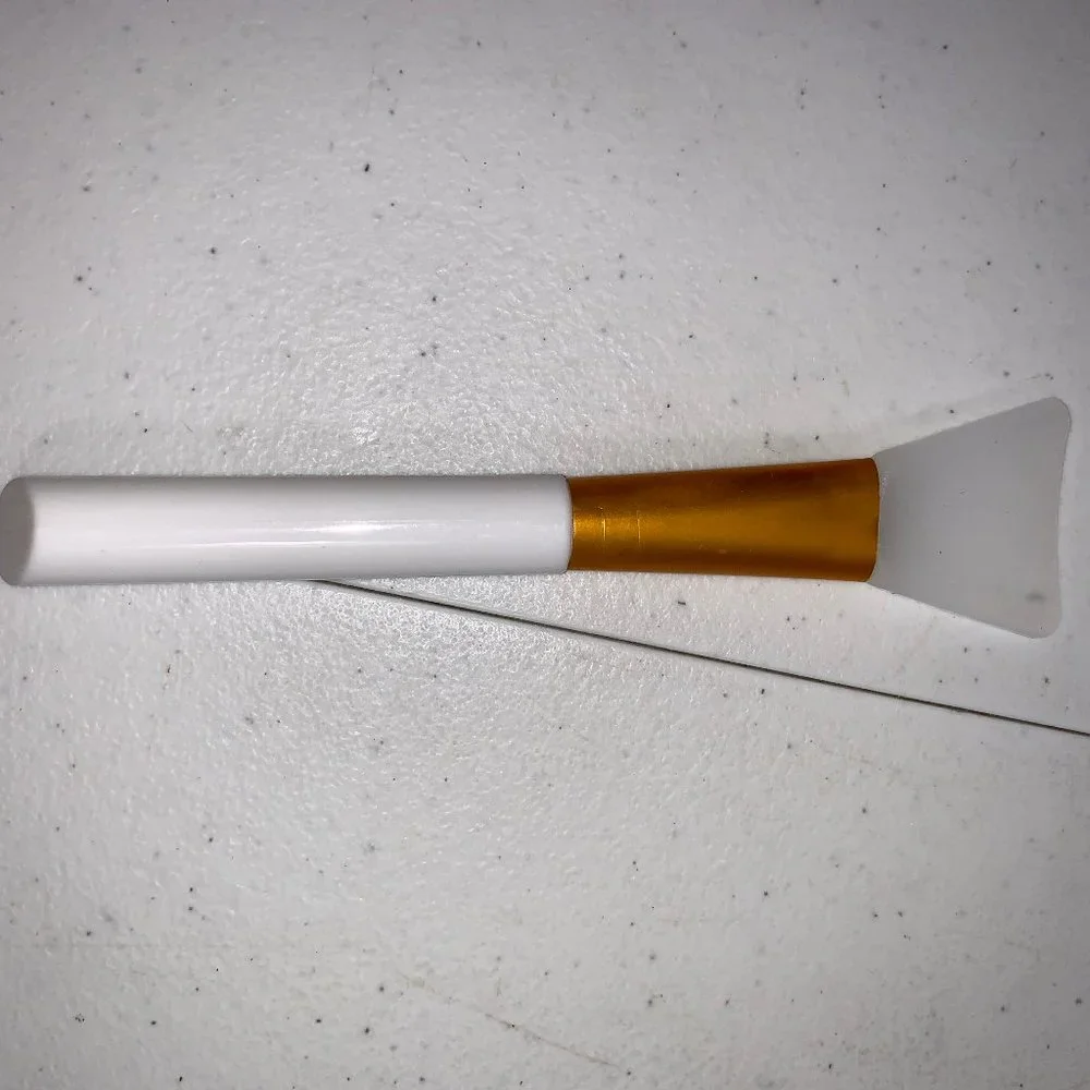 *Free Gift* Silicone Skincare Paddle Brush